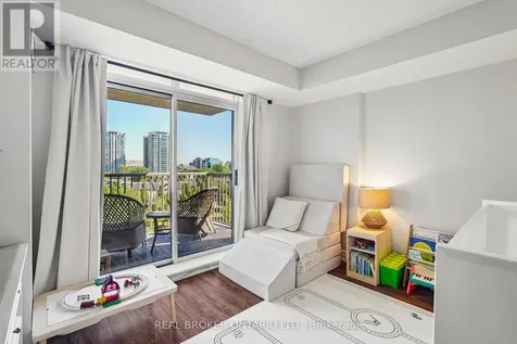 51 Harrison Garden Boulevard Toronto (willowdale East) ON M2N 7G4
