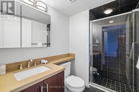 51 Harrison Garden Boulevard Toronto (willowdale East) ON M2N 7G4