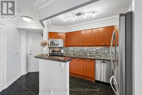51 Harrison Garden Boulevard Toronto (willowdale East) ON M2N 7G4