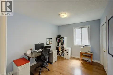 439 Woodrow Drive Waterloo ON N2T 2V6