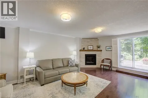 439 Woodrow Drive Waterloo ON N2T 2V6