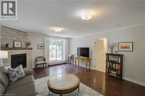 439 Woodrow Drive Waterloo ON N2T 2V6