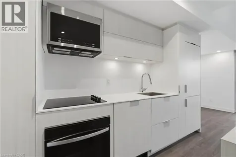 370 Martha Street Burlington ON L7R 0G9