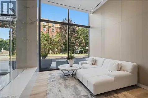 370 Martha Street Burlington ON L7R 0G9