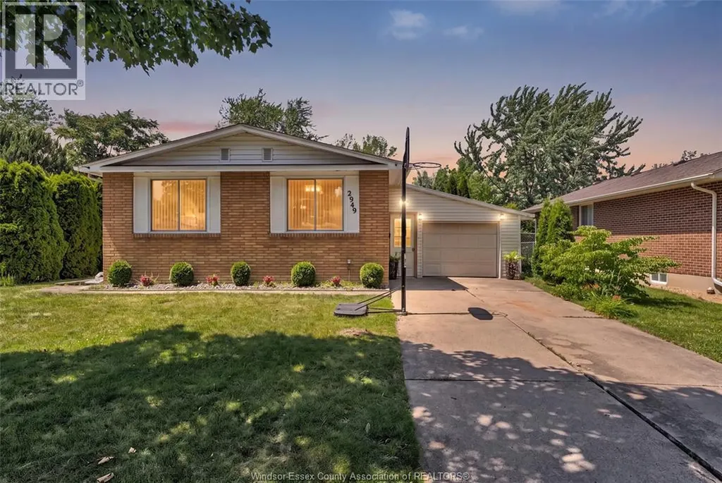 2949 Brimley Drive Windsor ON N8R 1L9