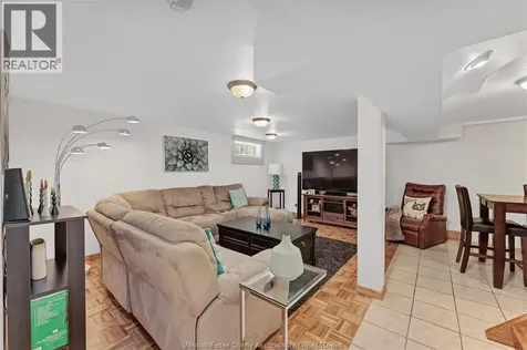 2949 Brimley Drive Windsor ON N8R 1L9