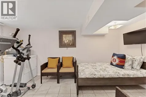 2949 Brimley Drive Windsor ON N8R 1L9