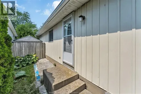 2949 Brimley Drive Windsor ON N8R 1L9