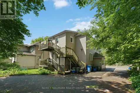 1079 North River Road Ottawa ON K1K 3V9