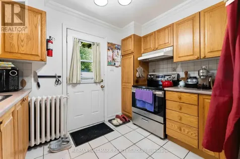 1079 North River Road Ottawa ON K1K 3V9