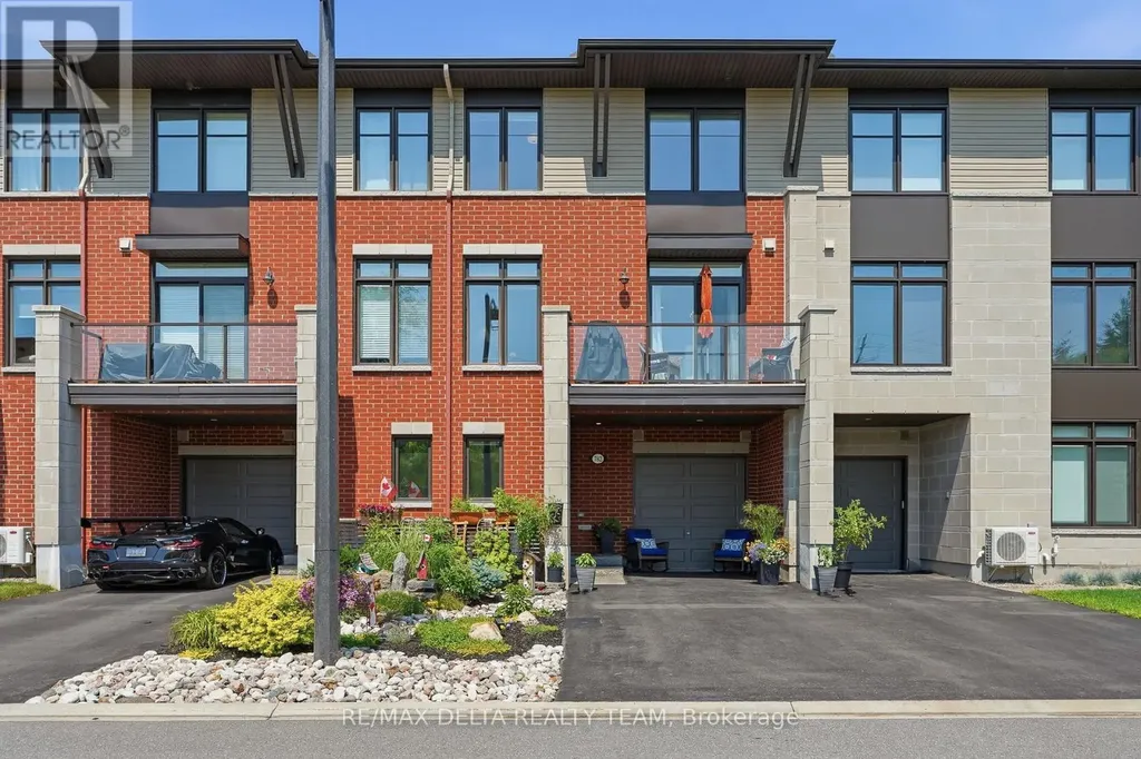 782 Cap Diamant Way Ottawa ON K4A 1J9