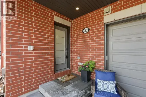 782 Cap Diamant Way Ottawa ON K4A 1J9