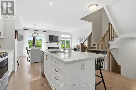 782 Cap Diamant Way Ottawa ON K4A 1J9