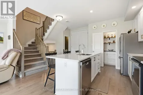 782 Cap Diamant Way Ottawa ON K4A 1J9