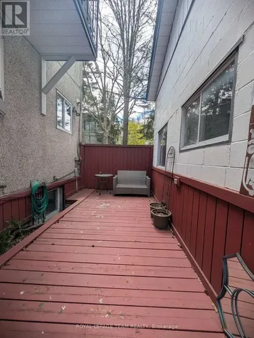 44 Spadina Avenue Ottawa ON K1Y 2B6
