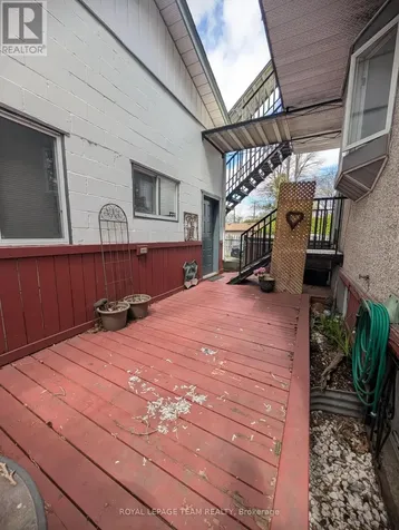 44 Spadina Avenue Ottawa ON K1Y 2B6
