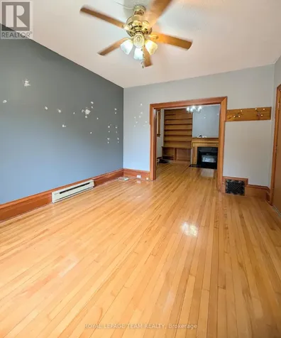 44 Spadina Avenue Ottawa ON K1Y 2B6