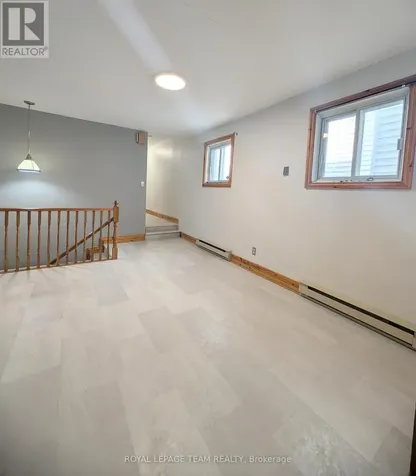 44 Spadina Avenue Ottawa ON K1Y 2B6