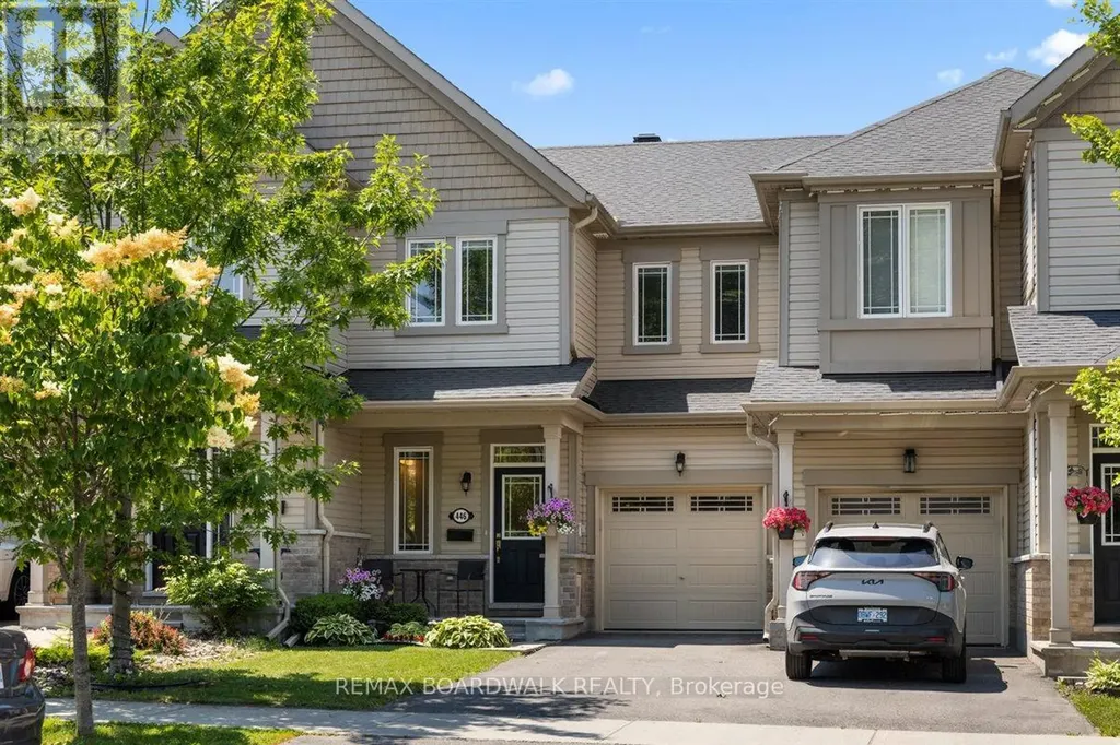 446 Meadowbreeze Drive Ottawa ON K2M 0L1