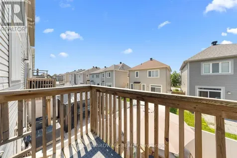 446 Meadowbreeze Drive Ottawa ON K2M 0L1