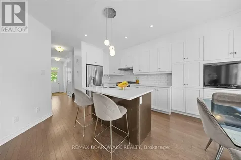 446 Meadowbreeze Drive Ottawa ON K2M 0L1