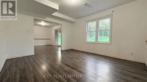 21992 Beauchamp Drive South Glengarry ON K0C 1Z0