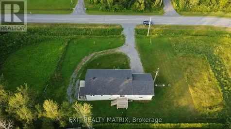21992 Beauchamp Drive South Glengarry ON K0C 1Z0