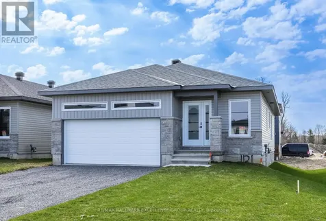 1117 Bronze (Lot 105) Avenue Clarence-rockland ON K4K 0N4
