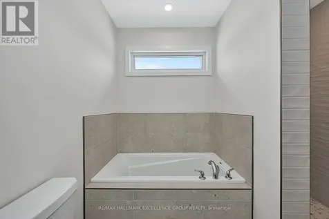 1117 Bronze (Lot 105) Avenue Clarence-rockland ON K4K 0N4