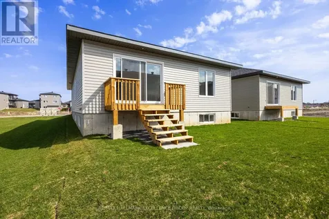 1117 Bronze (Lot 105) Avenue Clarence-rockland ON K4K 0N4