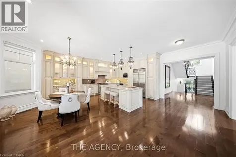 1098 Lakeshore Road West Oakville ON L6L 1E9