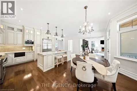 1098 Lakeshore Road West Oakville ON L6L 1E9