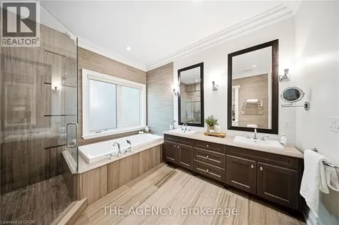 1098 Lakeshore Road West Oakville ON L6L 1E9