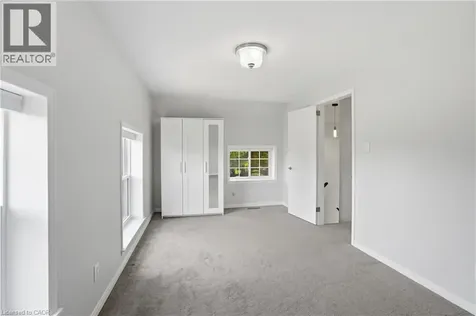 292 Main Street West Grimsby ON L3M 1S4