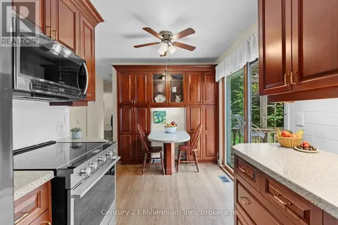 128 7th Avenue East Owen Sound ON N4K 2W7