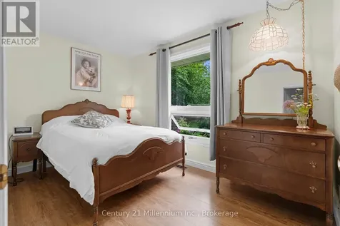 128 7th Avenue East Owen Sound ON N4K 2W7