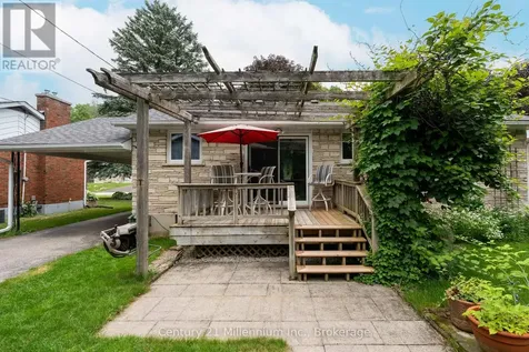 128 7th Avenue East Owen Sound ON N4K 2W7