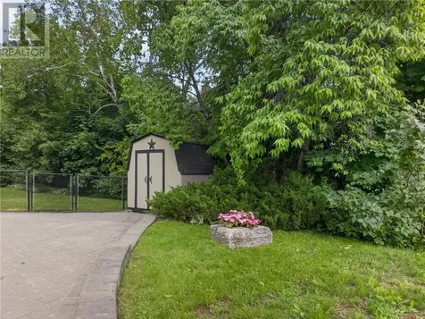 8 St. Brendan Street Greater Sudbury ON P3E 1K2