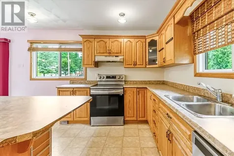 93 Lauirer Street Azilda ON P0M 1B0