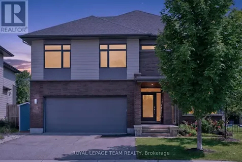 252 Sunnyridge Crescent Ottawa ON K2M 0H3