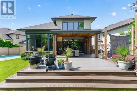 252 Sunnyridge Crescent Ottawa ON K2M 0H3