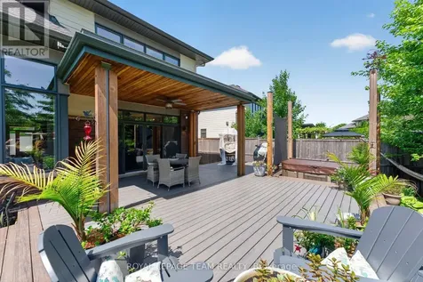 252 Sunnyridge Crescent Ottawa ON K2M 0H3
