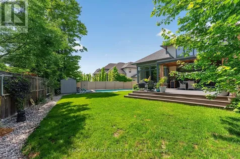 252 Sunnyridge Crescent Ottawa ON K2M 0H3