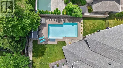 252 Sunnyridge Crescent Ottawa ON K2M 0H3