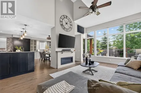252 Sunnyridge Crescent Ottawa ON K2M 0H3