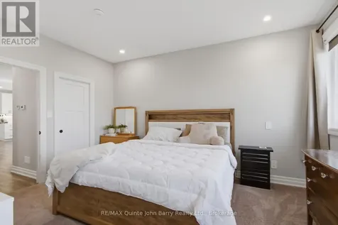 8 Tackaberry Drive Brighton ON K0K 1H0