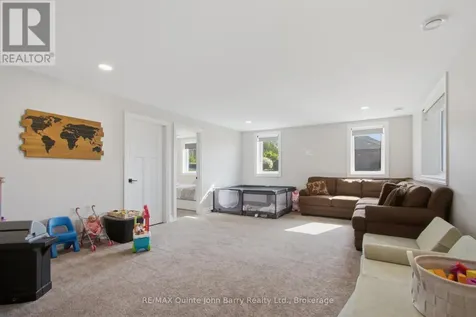 8 Tackaberry Drive Brighton ON K0K 1H0