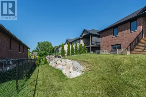 8 Tackaberry Drive Brighton ON K0K 1H0