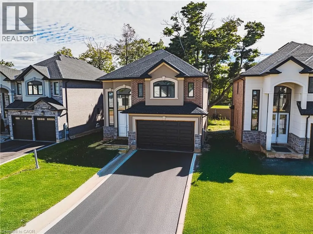 52 Cesar Place Ancaster ON L9G 0G3