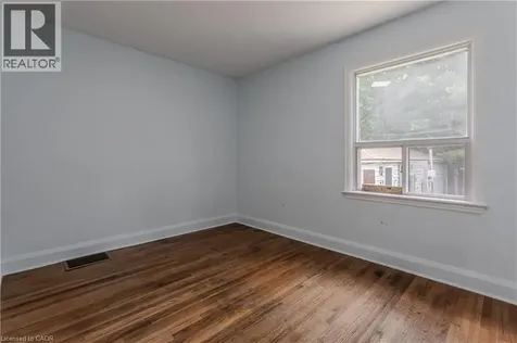 456 East 42nd Street Hamilton ON L8T 3B3